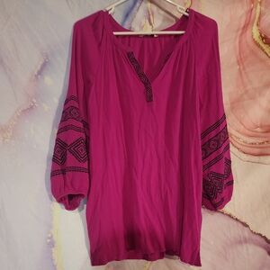 The Pioneer Woman Magenta Blouse with Black Accents